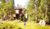  2000 .